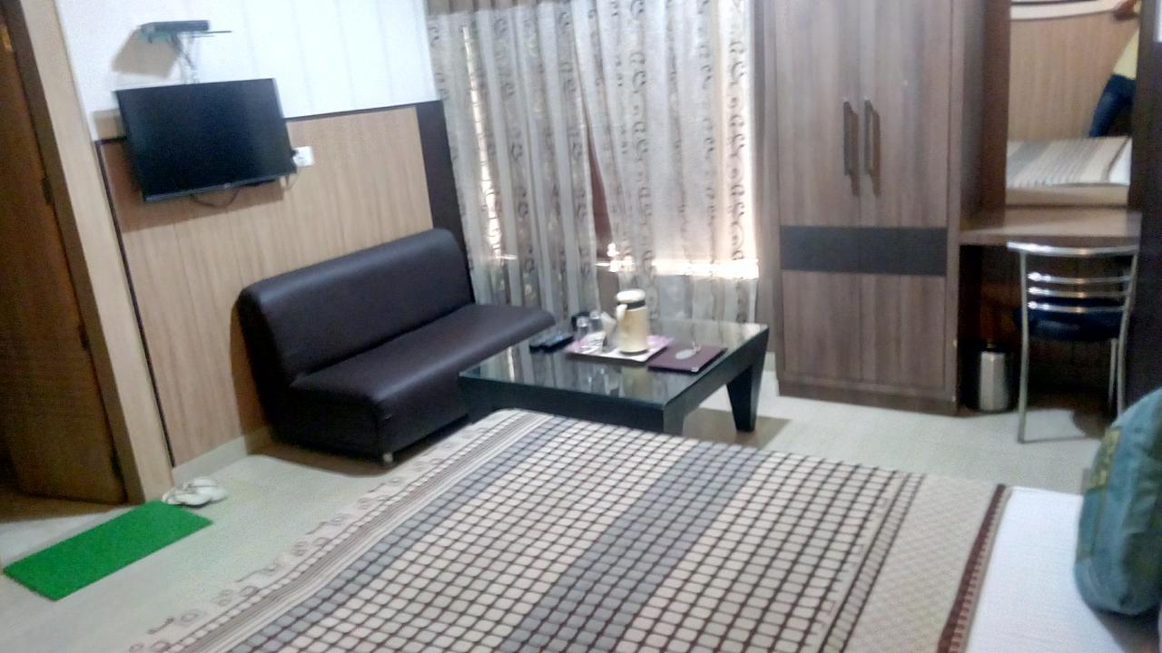 Hotel Desire Hisār Kültér fotó