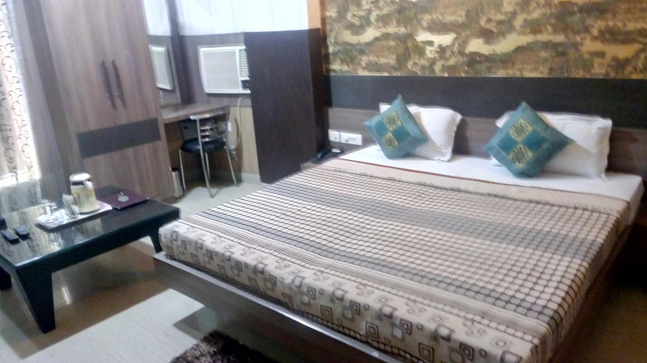 Hotel Desire Hisār Kültér fotó