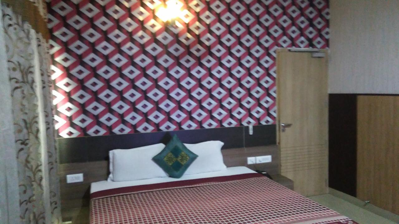 Hotel Desire Hisār Kültér fotó