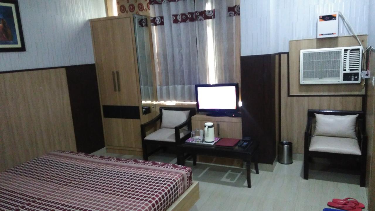 Hotel Desire Hisār Kültér fotó
